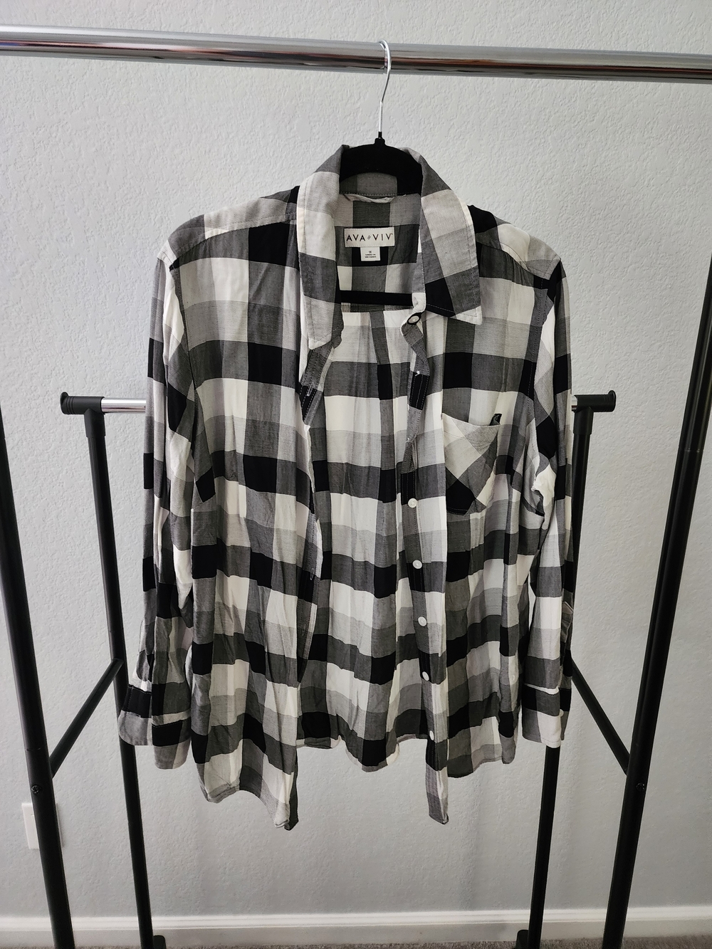 Ava & Viv Black and White Plaid Button-Up Shirt